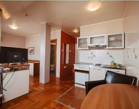 Car Royal And Pensiune 4*