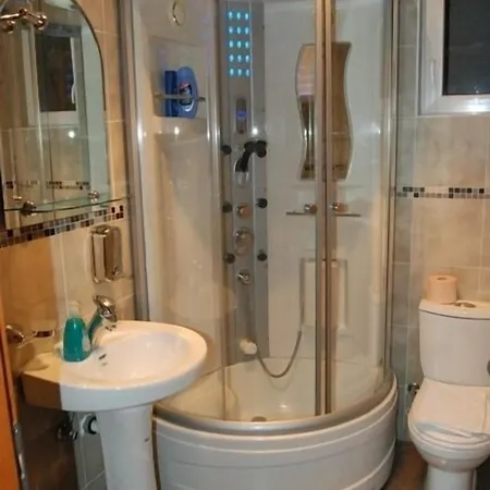 Car Royal And 4* Novi Sad