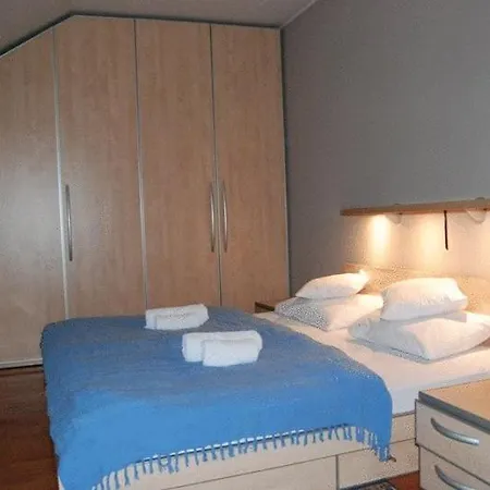 Car Royal And Pensiune