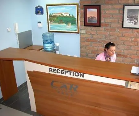 Car Royal And 4*